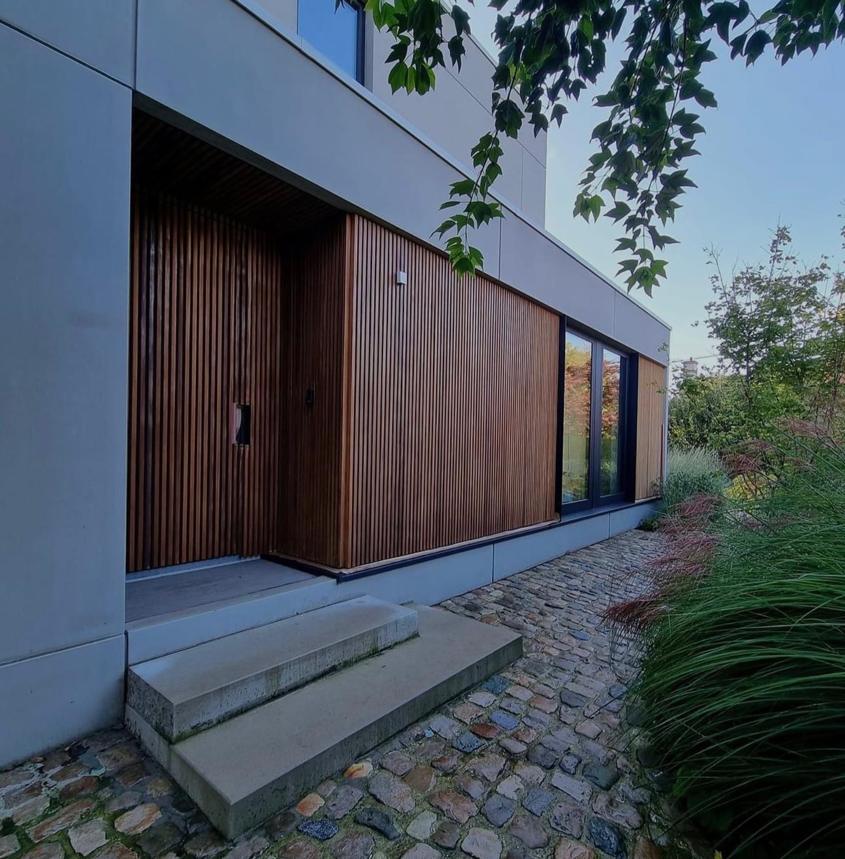 Professionele gevelbekleding oliën